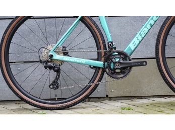 Bianchi Impulso COMP Shimano GRX 610 DISC 2X12S CELESTE Metallic Camo 2026
